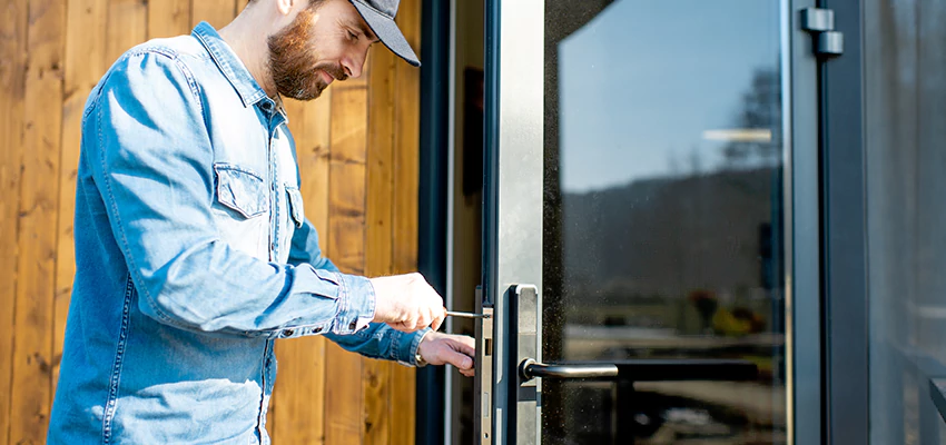 Frameless Glass Storefront Door Locks Replacement in Elmhurst, IL