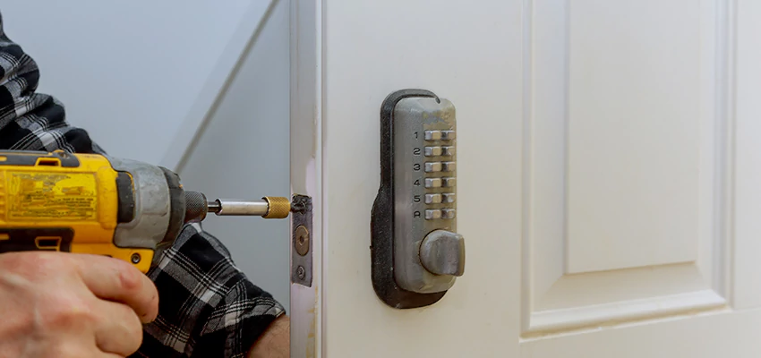 Digital Locks For Home Invasion Prevention in Elmhurst, IL